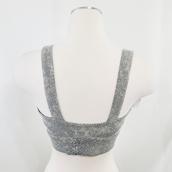 Varley Let's Go Staunton sports bra Seneca Rock Watersnake gray size XS NEW NWT - Picture 3 of 7